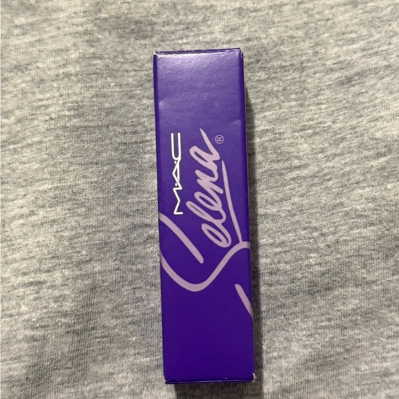 MAC X Selena Lipstick - New In Box ~ LIMITED EDITION - Picture 2 of 6